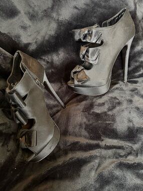 Elegant Black Bow Peep-Toe Platform Heels - Women
